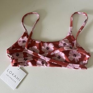 Hand dawn print designed i. Hawaii made in Bali amazing quality